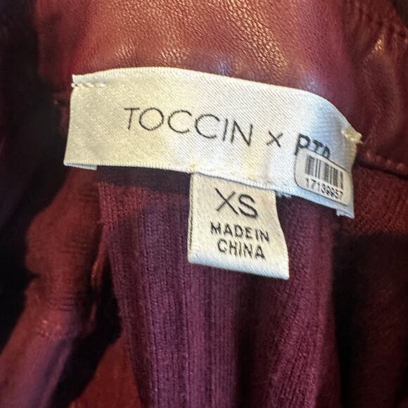 Toccin Burgundy Ribbed Knit Shirt Dress XS Midi Office Work Designer $525 - Picture 13 of 14